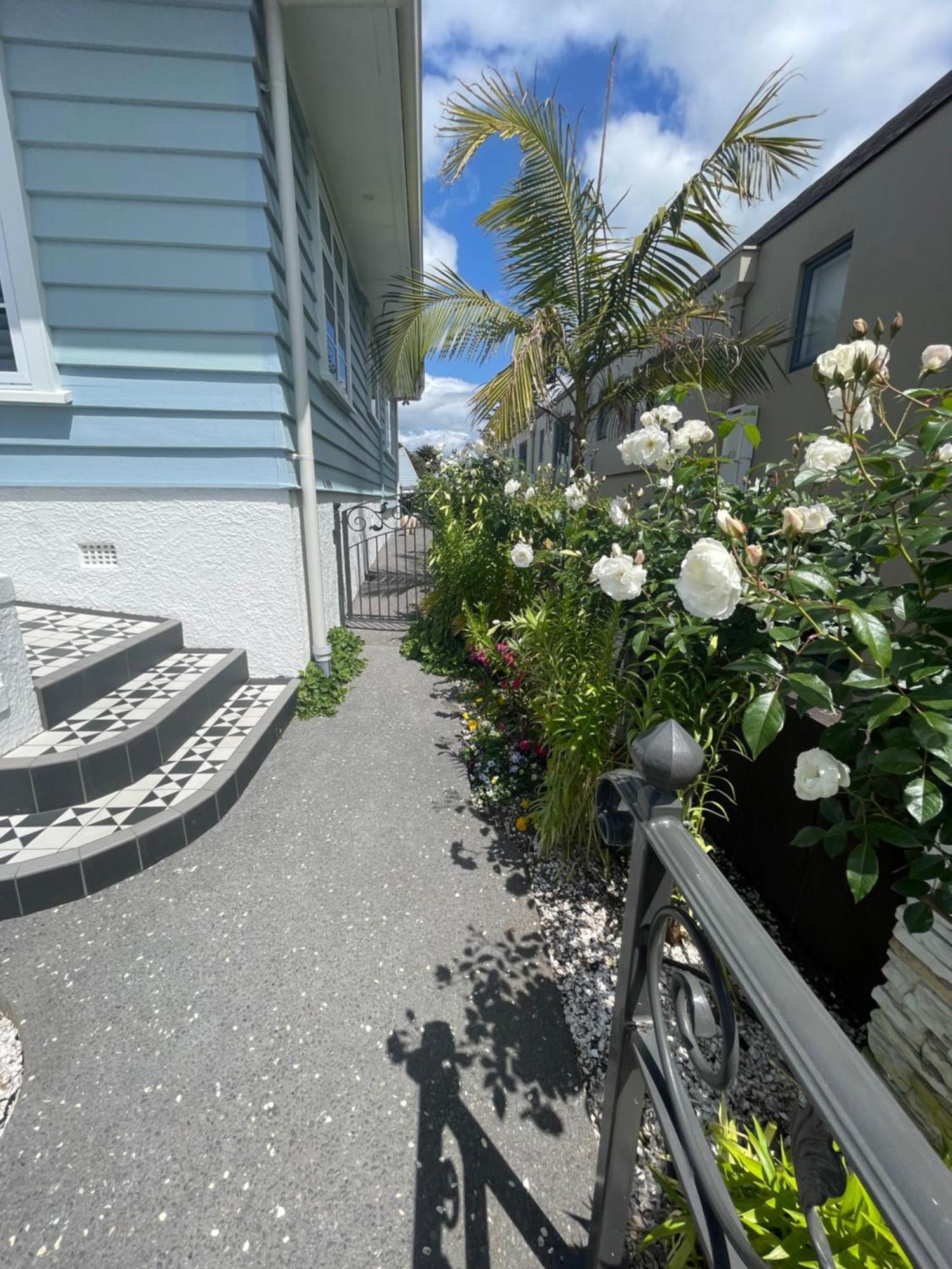 Downtown Mount Cottage Mount Maunganui Exteriör bild